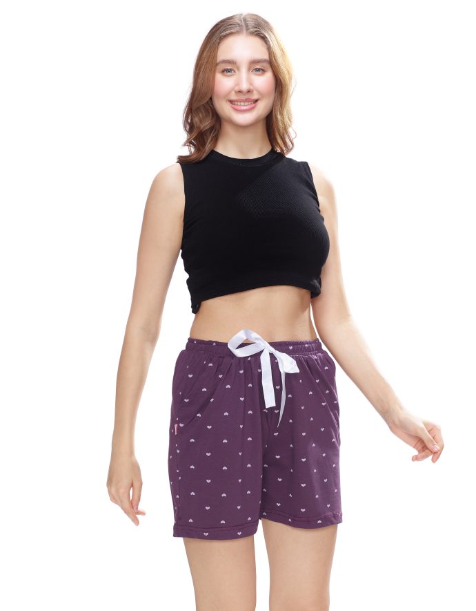 Cozy cotton shorts with elastic waistband