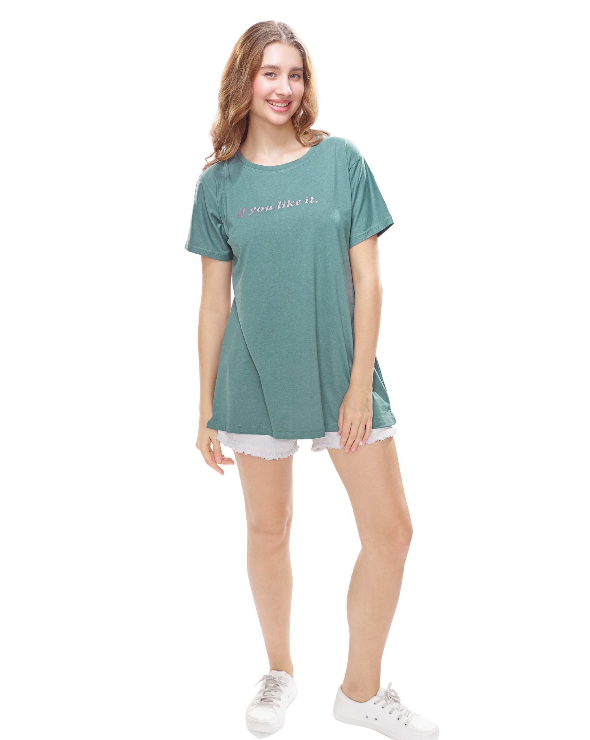 Comfortable and stylish women’s T-shirt