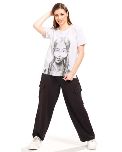 Stylish cargo outfit for men