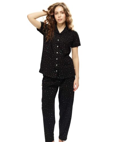 Soft and comfortable women's nightwear set with front-opening shirt