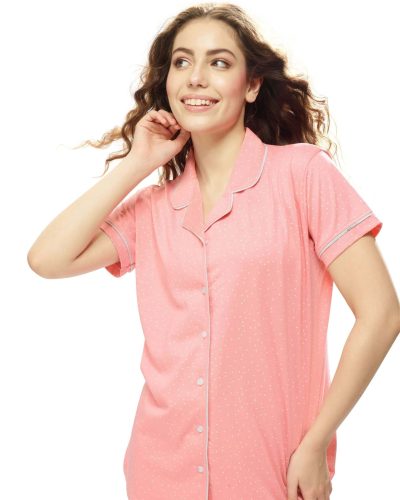 Women's front-open pyjama set with nightdress for a peaceful night