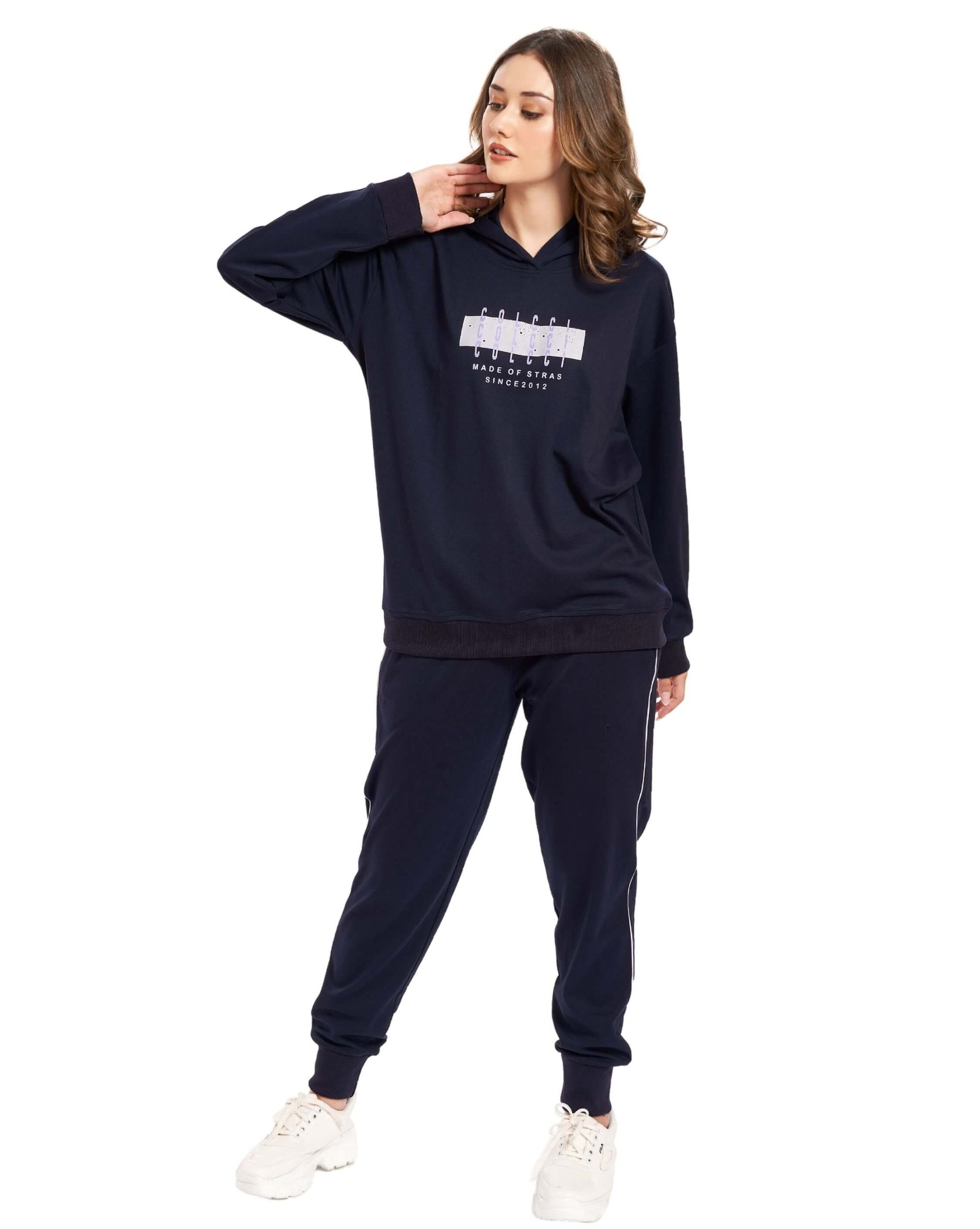 Comfy women's pyjama set with a T-shirt and jogger pants