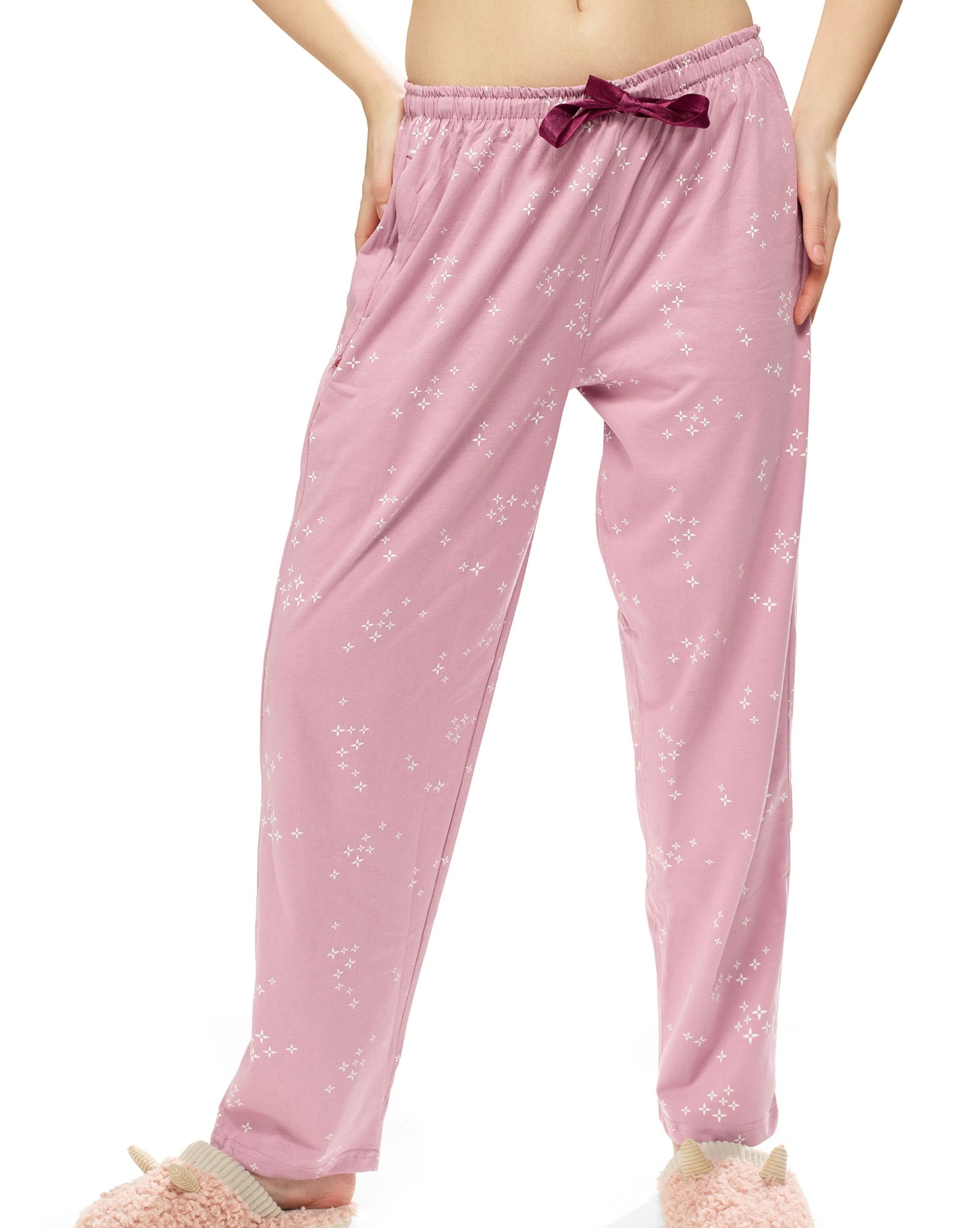 34 Detailed view of collar and waistband of Women's Light Pink Shirt and Pyjama Set