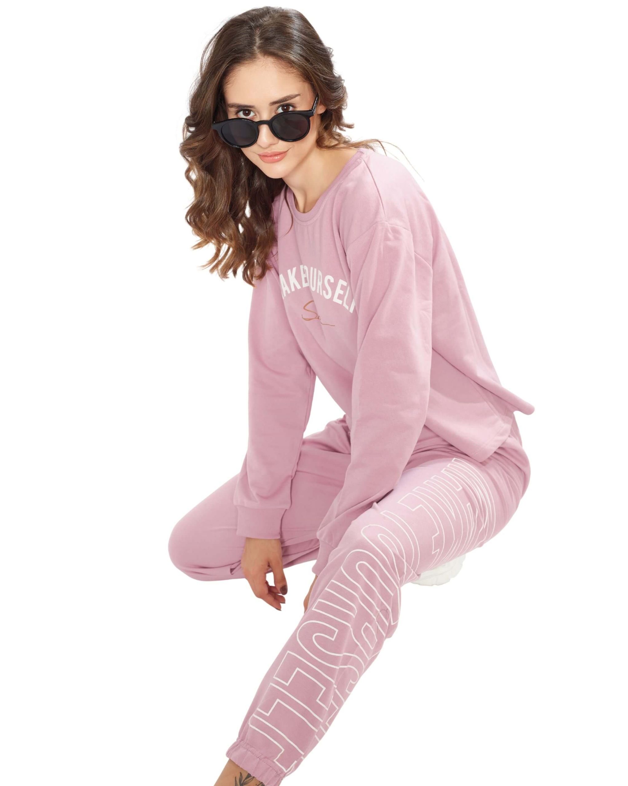 Comfortable women's pyjama set tracksuit with joggers and T-shirt