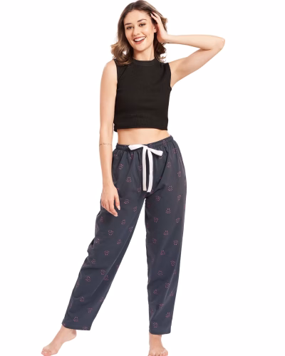 Relaxed-fit women's pyjama pant for casual lounging
