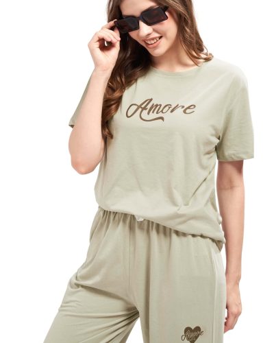 Cozy sleepwear set for women