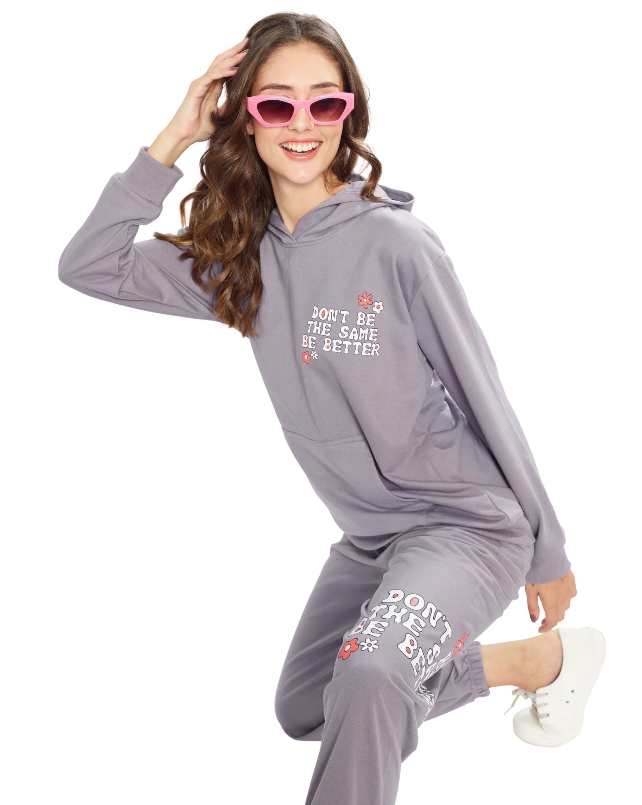 Women's tracksuit pyjama set featuring T-shirt and jogger pants