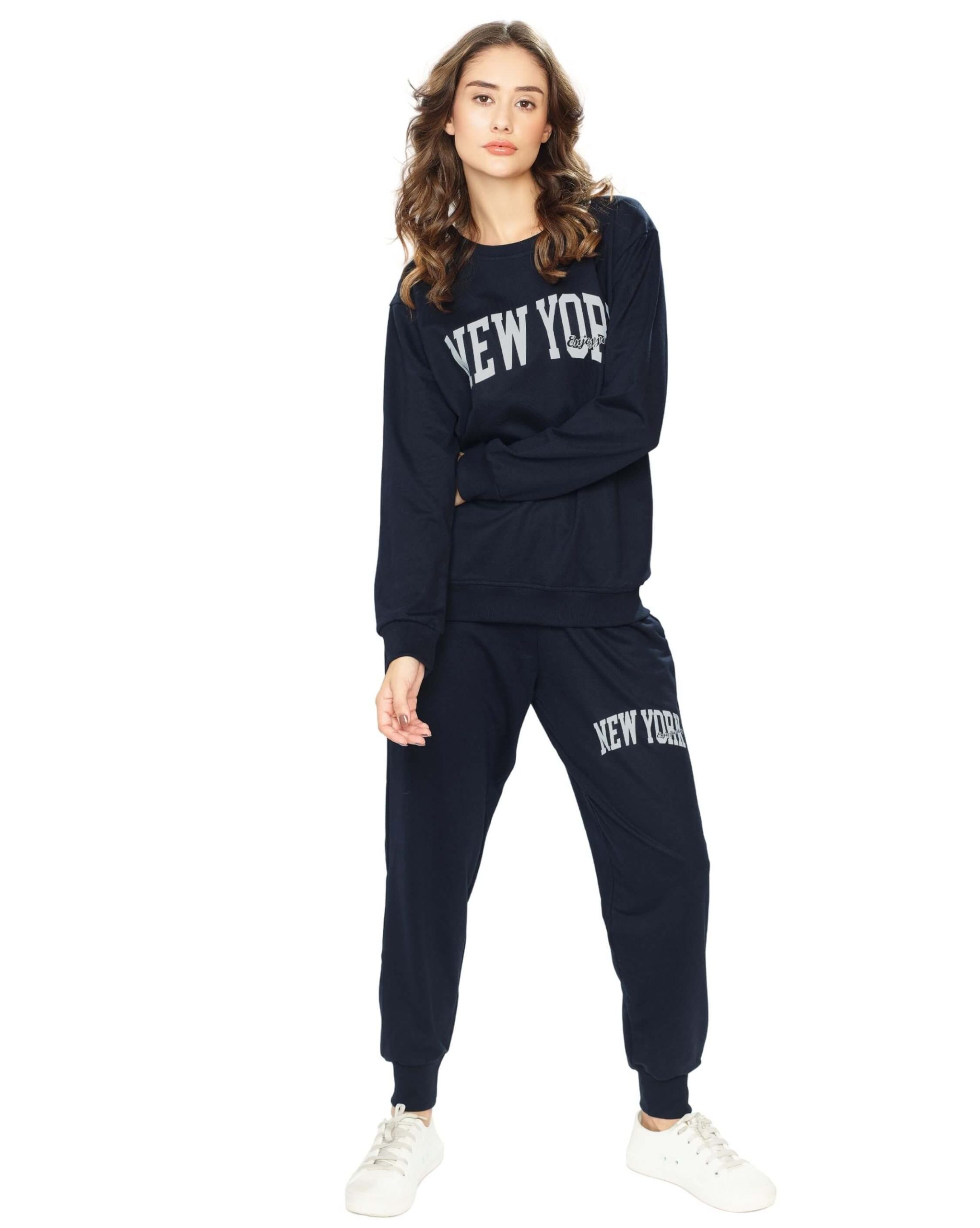Cozy women’s pyjama set with a stylish touch