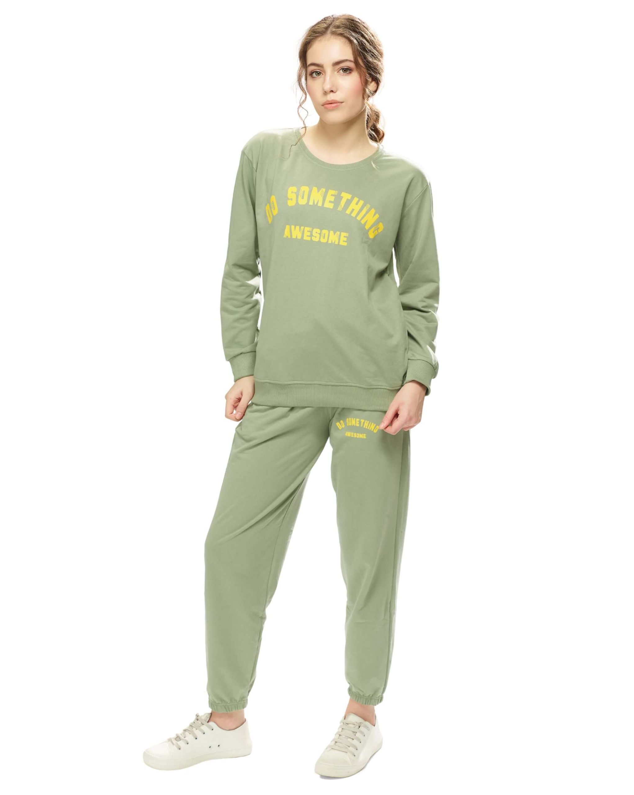 Elegant women’s pyjama set with a soft texture