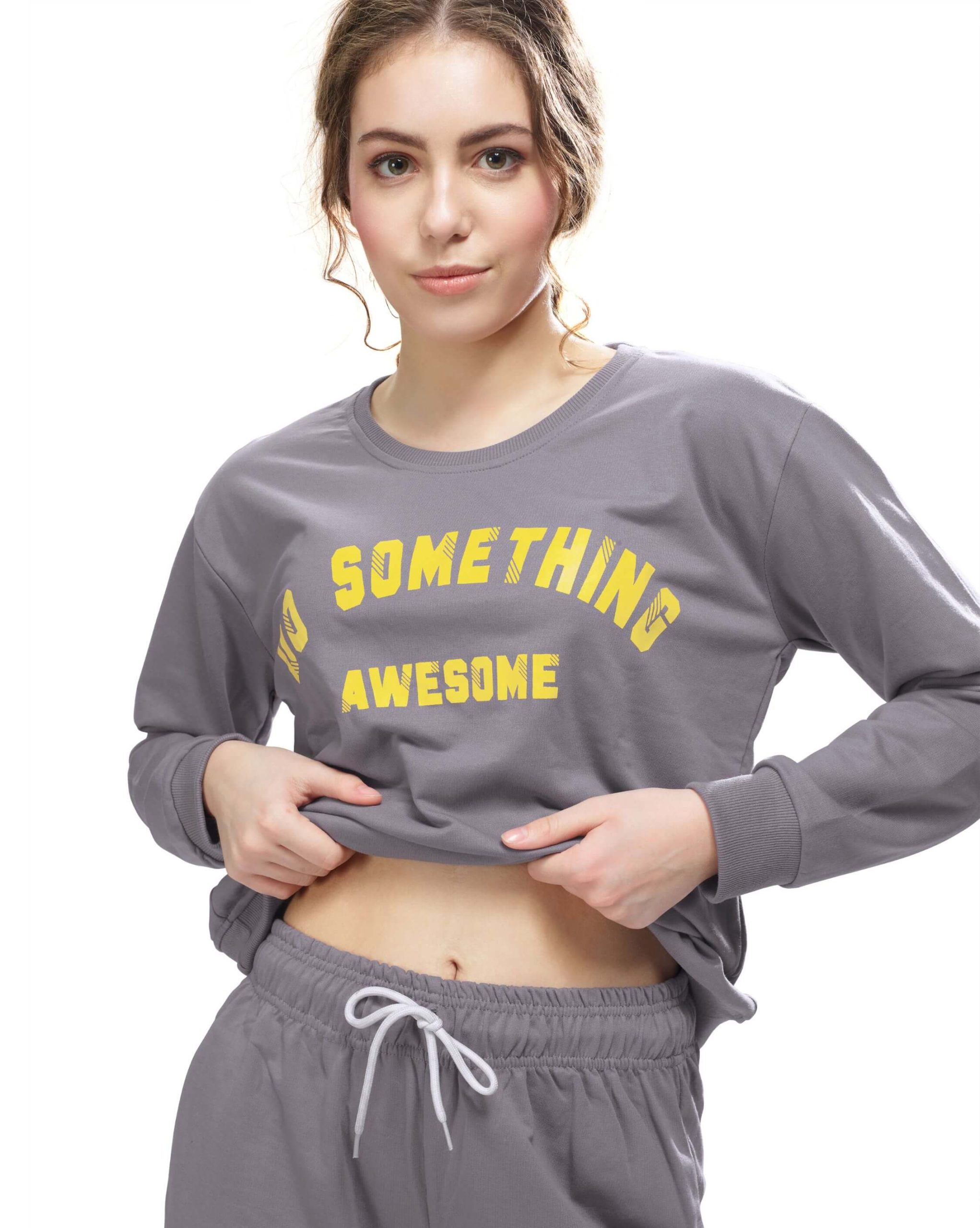 88 (1) Soft women’s pyjama set perfect for bedtime wear