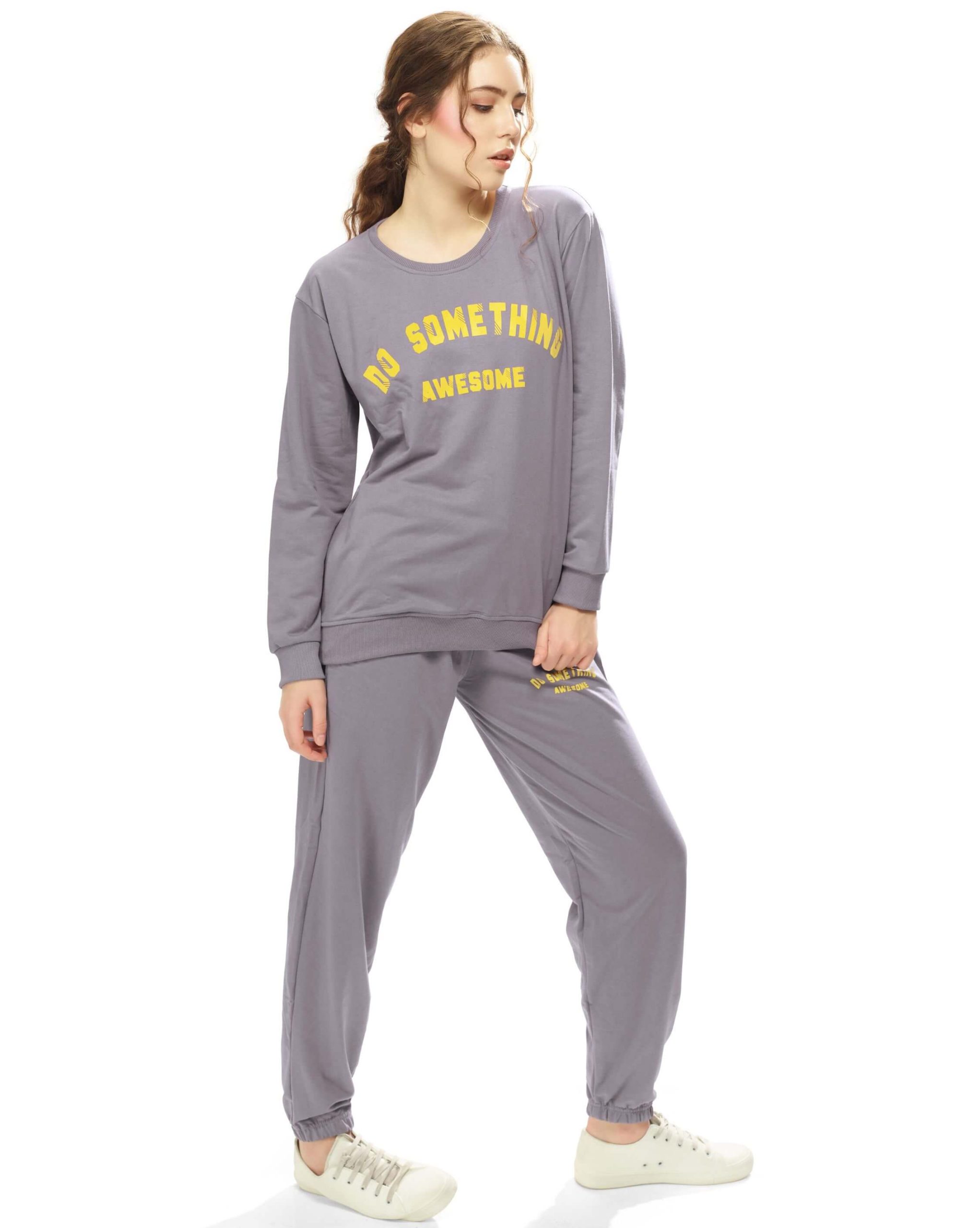 89 (1) Women’s pyjama set for a comfortable night’s sleep